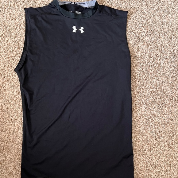 Under Armour compression gear.  Black - Picture 2 of 5
